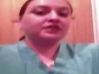 Paffuto infermiera spettacoli suo enorme tette, gratis hd x nominale video f6